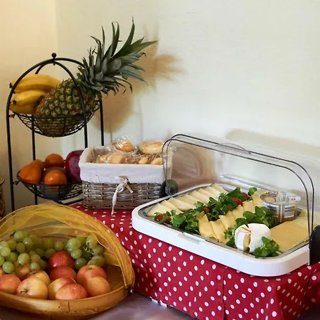 Guest house Limon